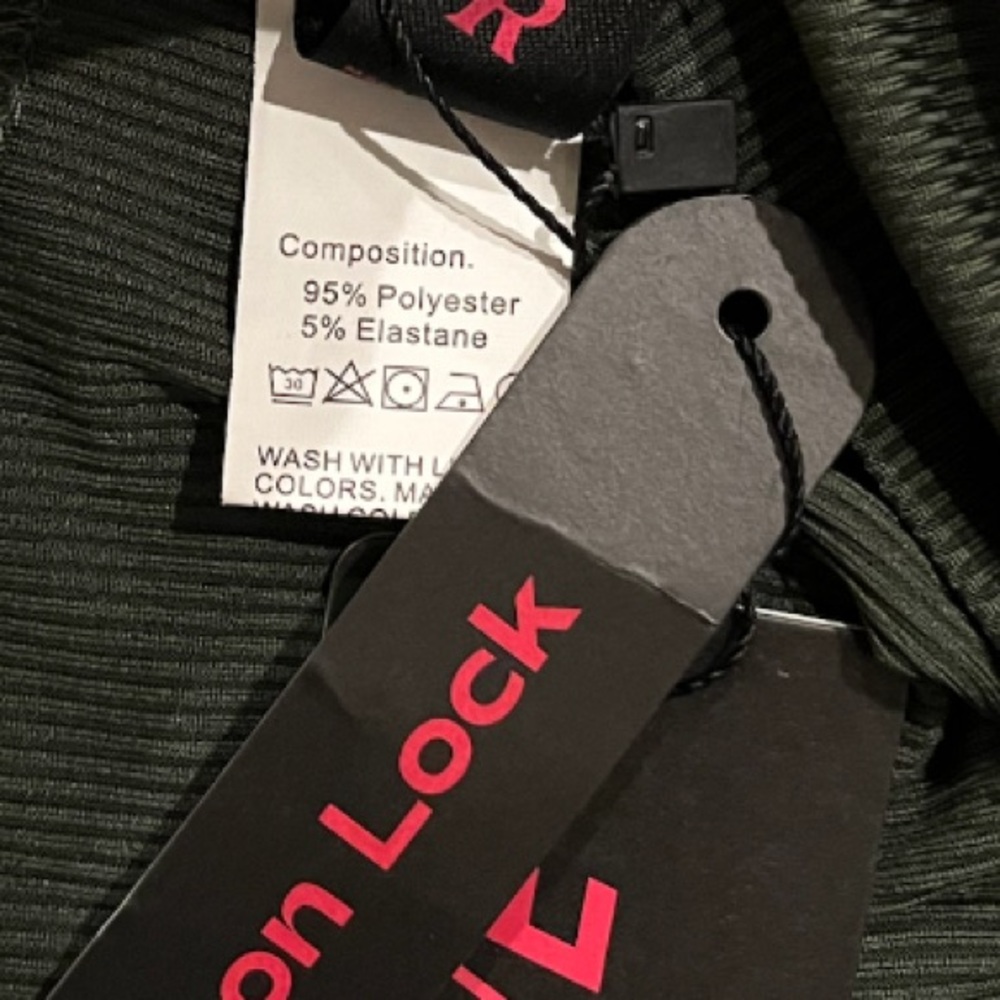 ROMWE Olive Green Moon & Mushroom Crop Tank Top - Picture 7 of 10